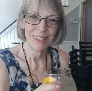 Meet your Posher, Bonnie j